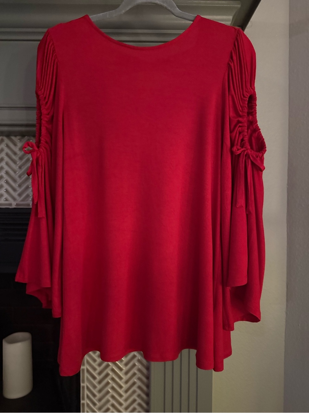 Cupio Red Cold-Shoulder Tie-Sleeve Tunic